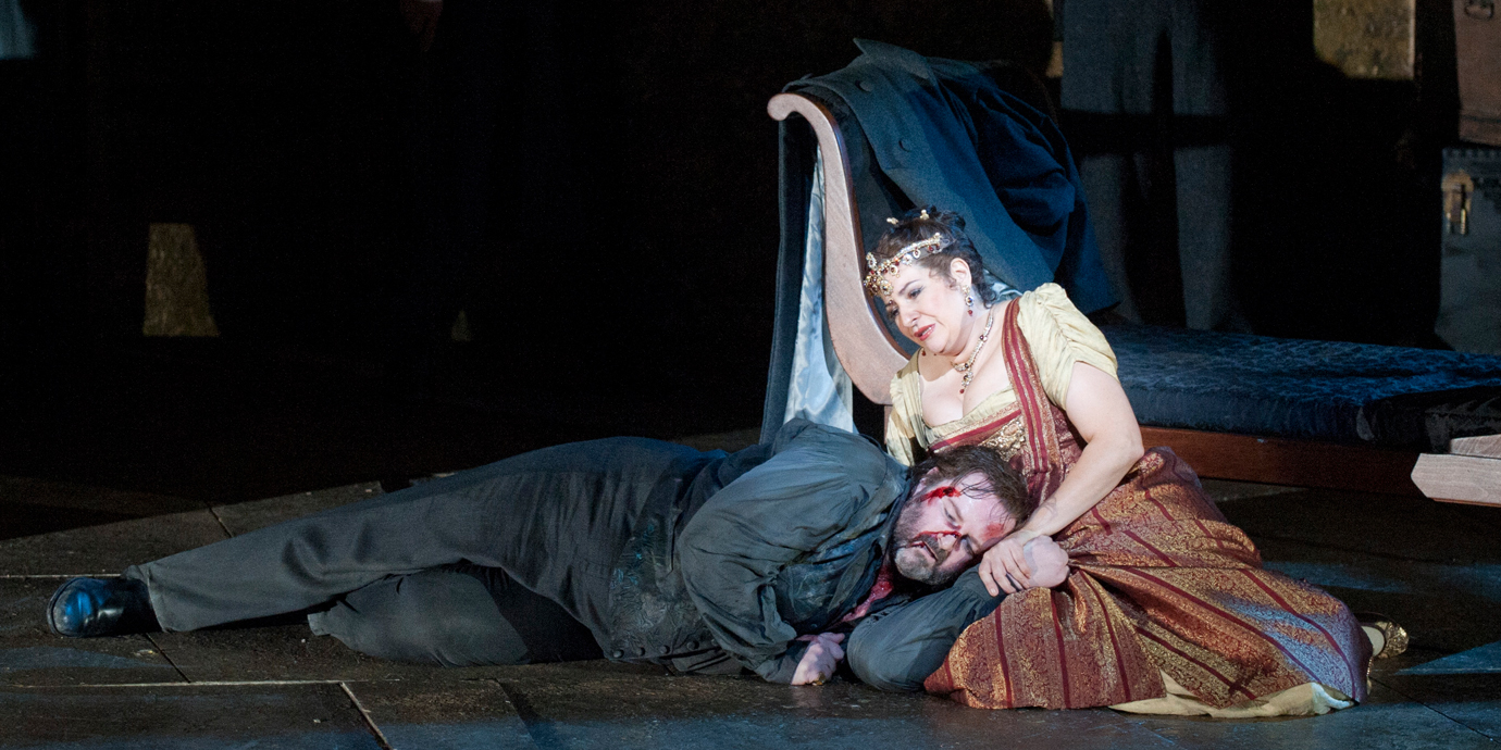 ENO's Tosca - Claire Rutter as Tosca and Gwyn Hughes Jones as Cavaradossi. Photo by Mike Hoban
