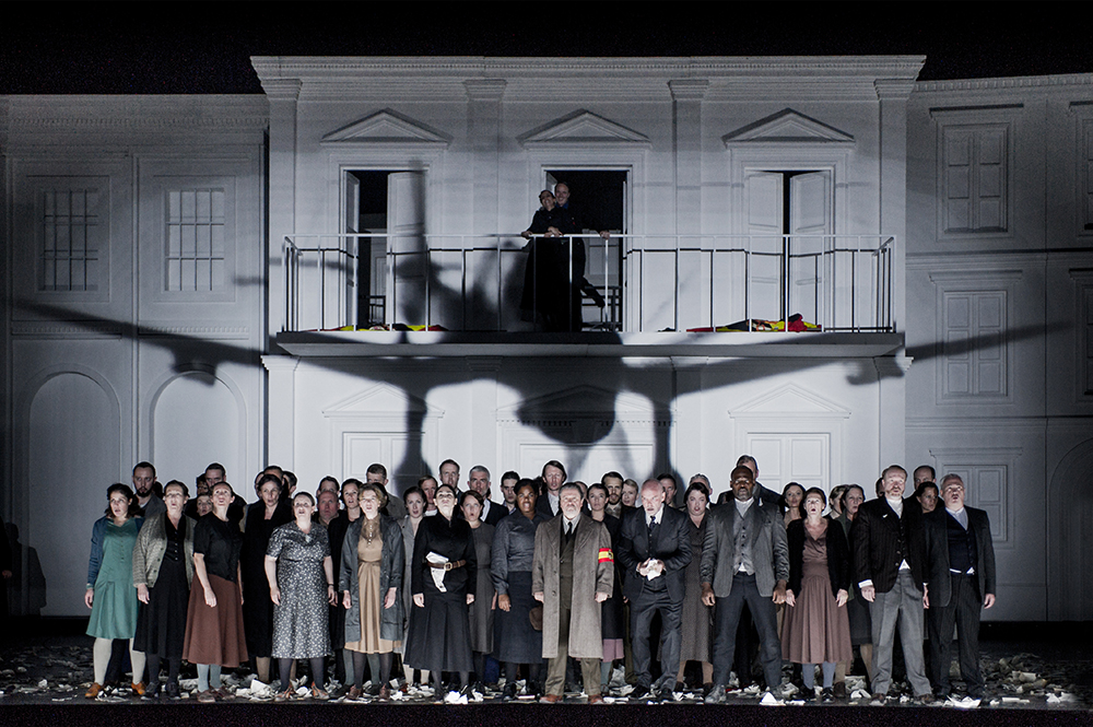 ENO 1516 The Force of Destiny - Company 2 (c) Robert Workman