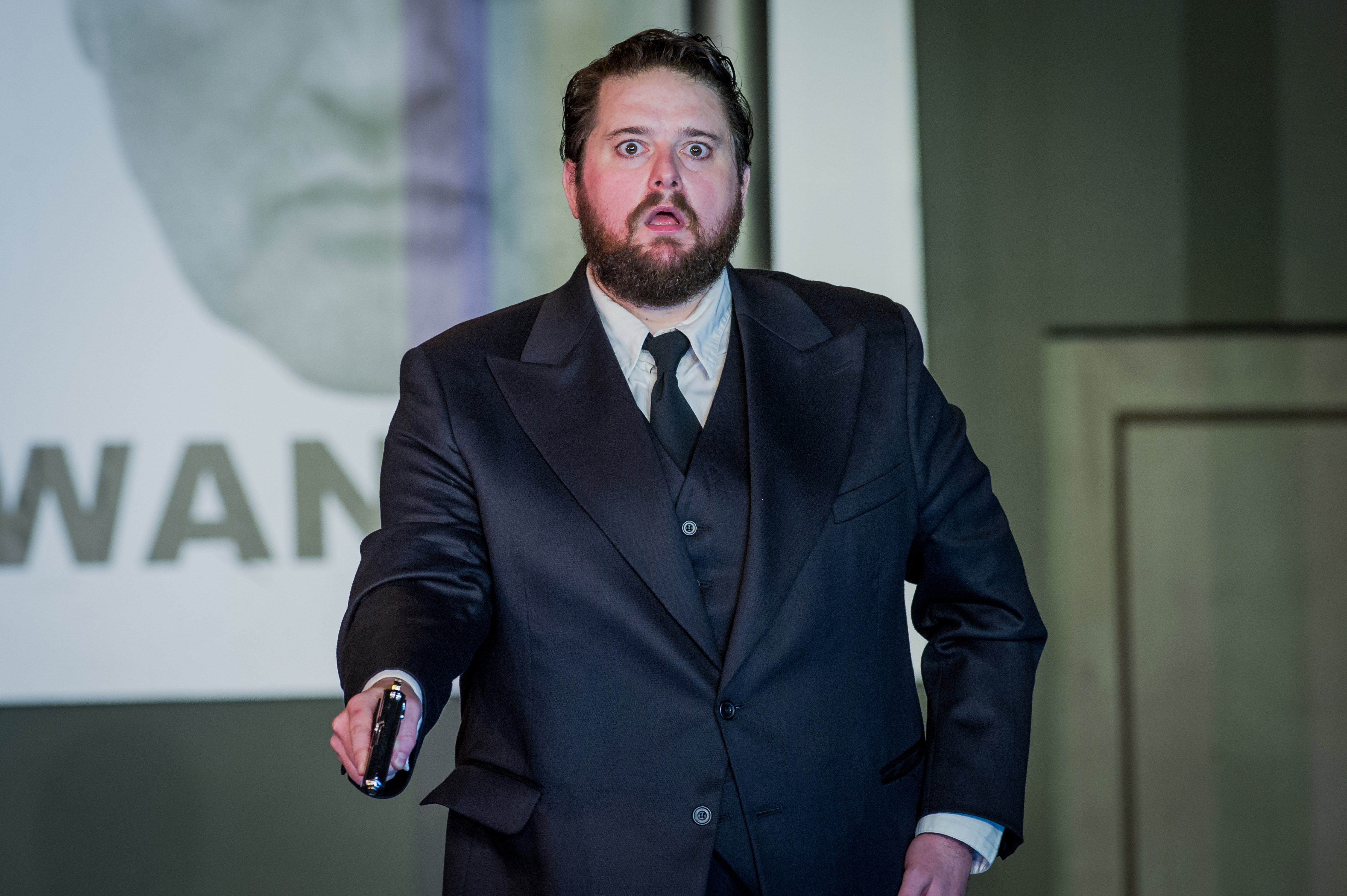 Don Giovanni - Wolfgang Amadeus Mozart - English National Opera - 30th SeptemberDirector - Richard JonesSet Designer - Paul SteinbergCostume Designer - Nicky GillibrandLighting - Mimi Jordan SherinConductor - Mark WigglesworthDon Giovanni - Chris