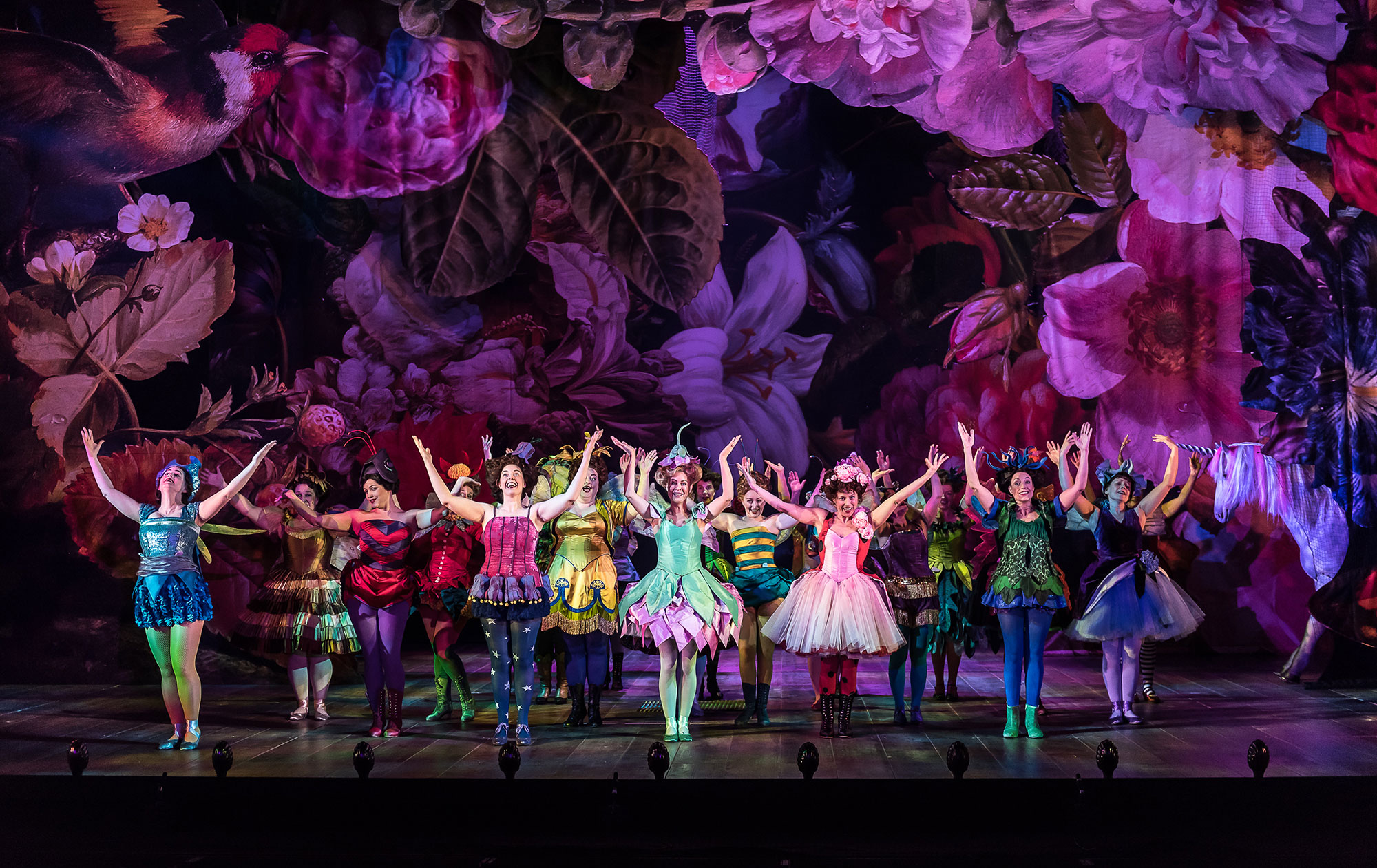 ENO Iolanthe ENO Chorus (c) Clive Barda