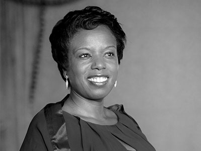 Headshot of Nadine Benjamin