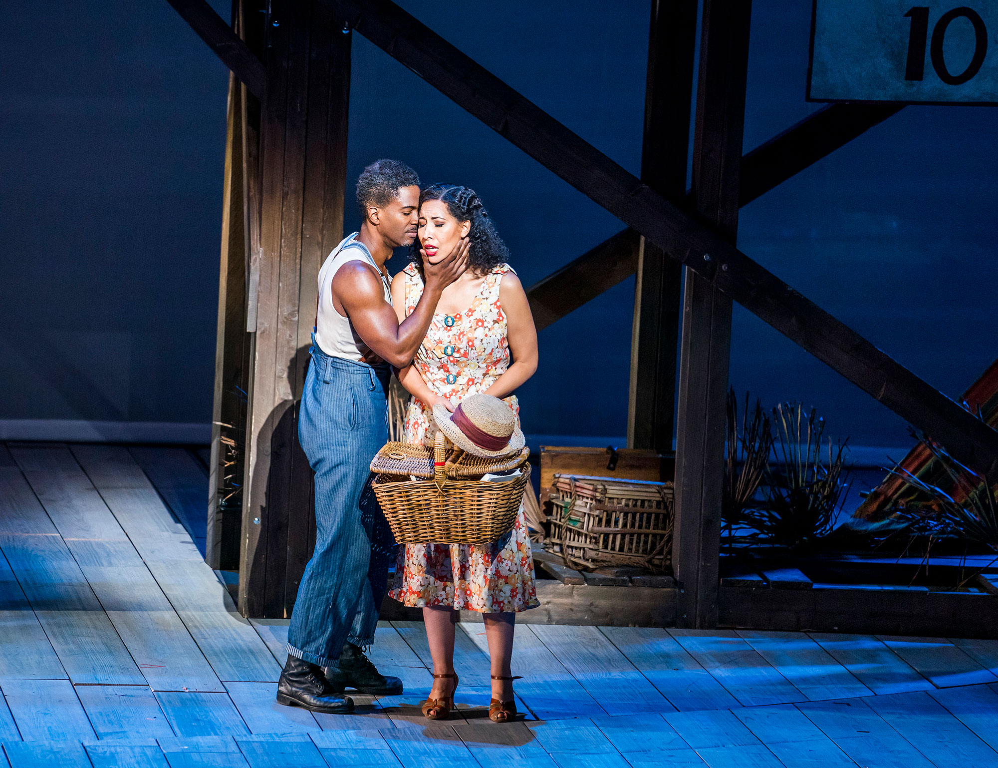 ENO Porgy and Bess: Nmon Ford as Crown Nicole Cabell as Bess (c) Tristram Kenton