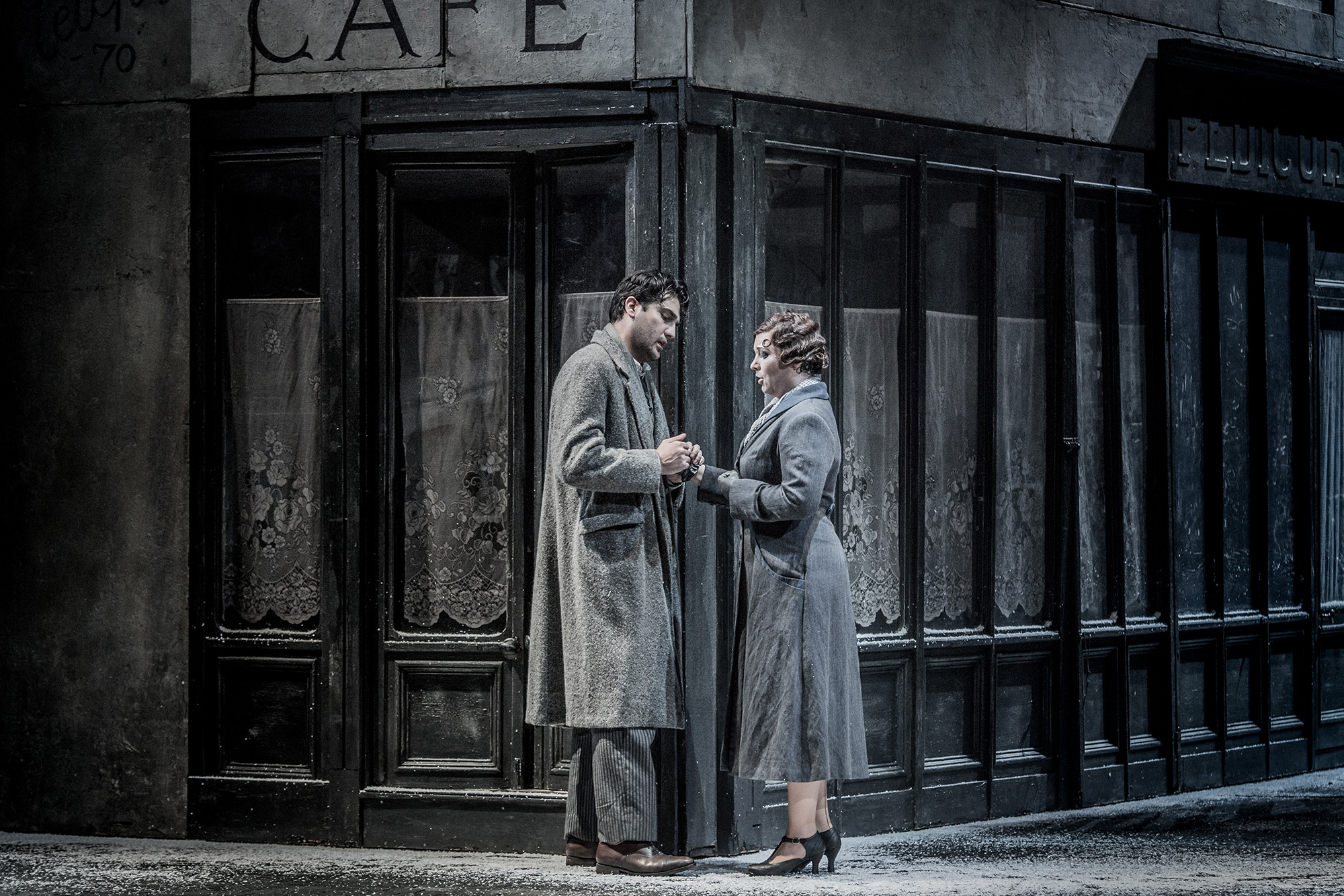 ENO La bohème: Jonathan Tetelman Natalya Romaniw (c) Robert Workman
