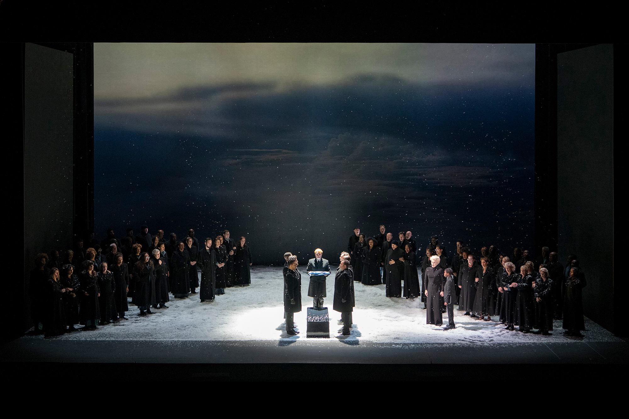 Characters on stage of War Requiem