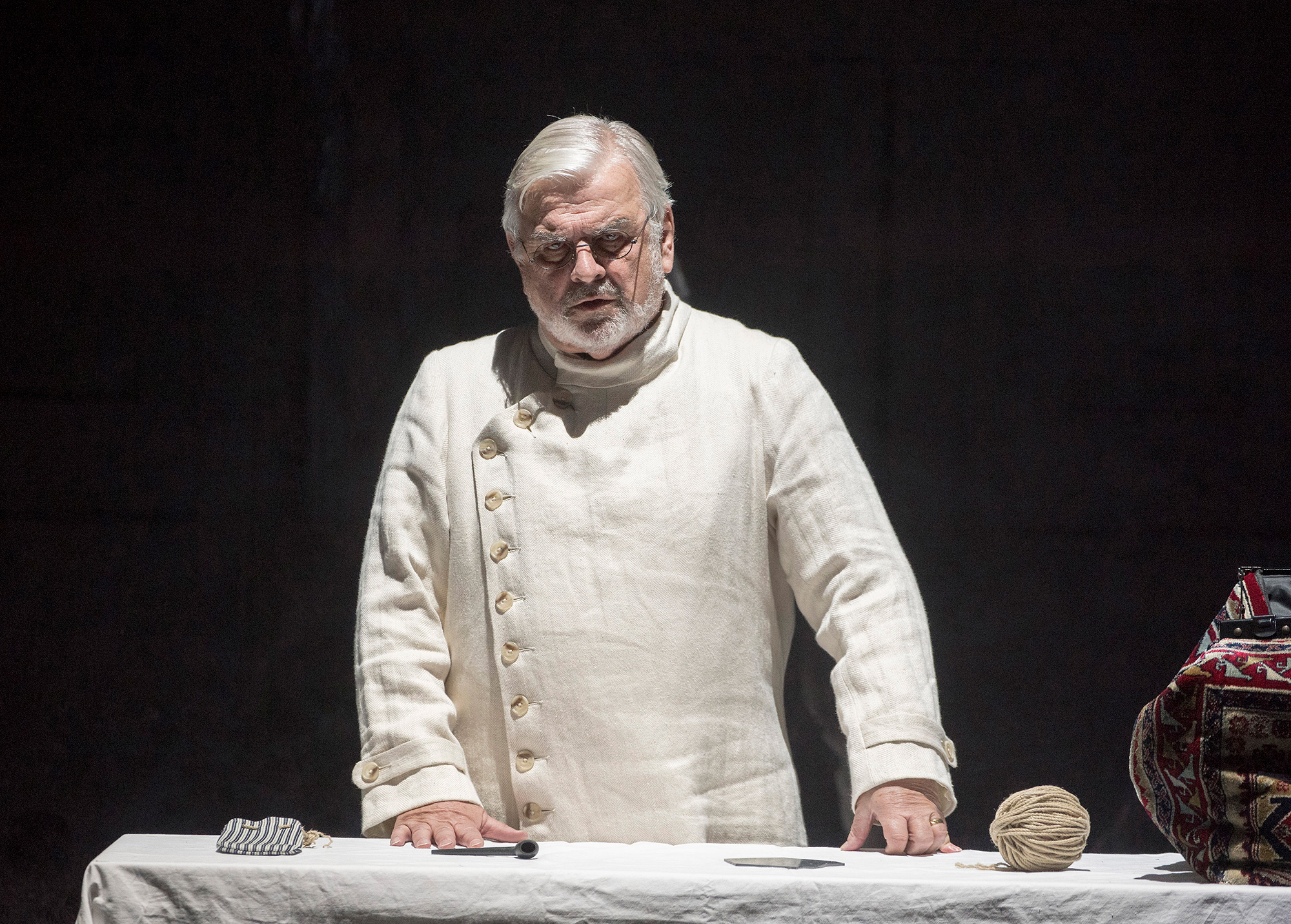 3 / 14 ENO 2018/19 Jack the Ripper: The Women of Whitechapel: Alan Opie, © Alastair Muir