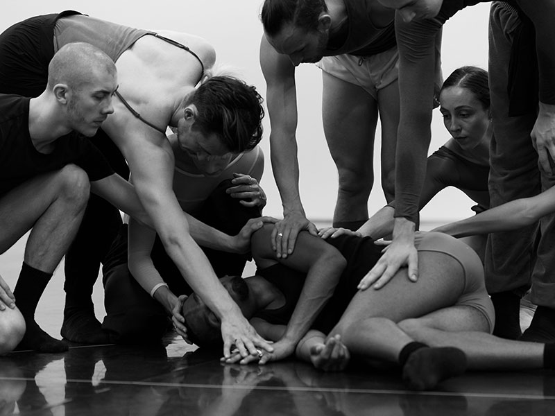 ENO Orpheus and Eurydice - Company Wayne McGregor (c) George Harvey
