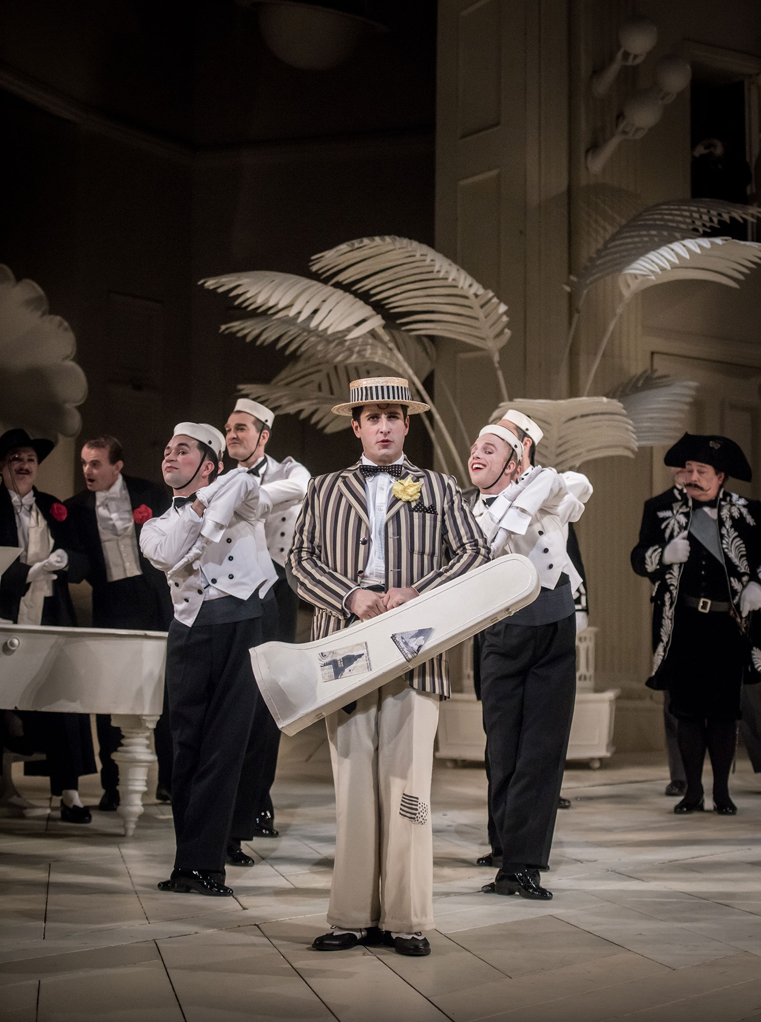ENO The Mikado 2019, Elgan Llŷr Thomas © Genevieve Girling
