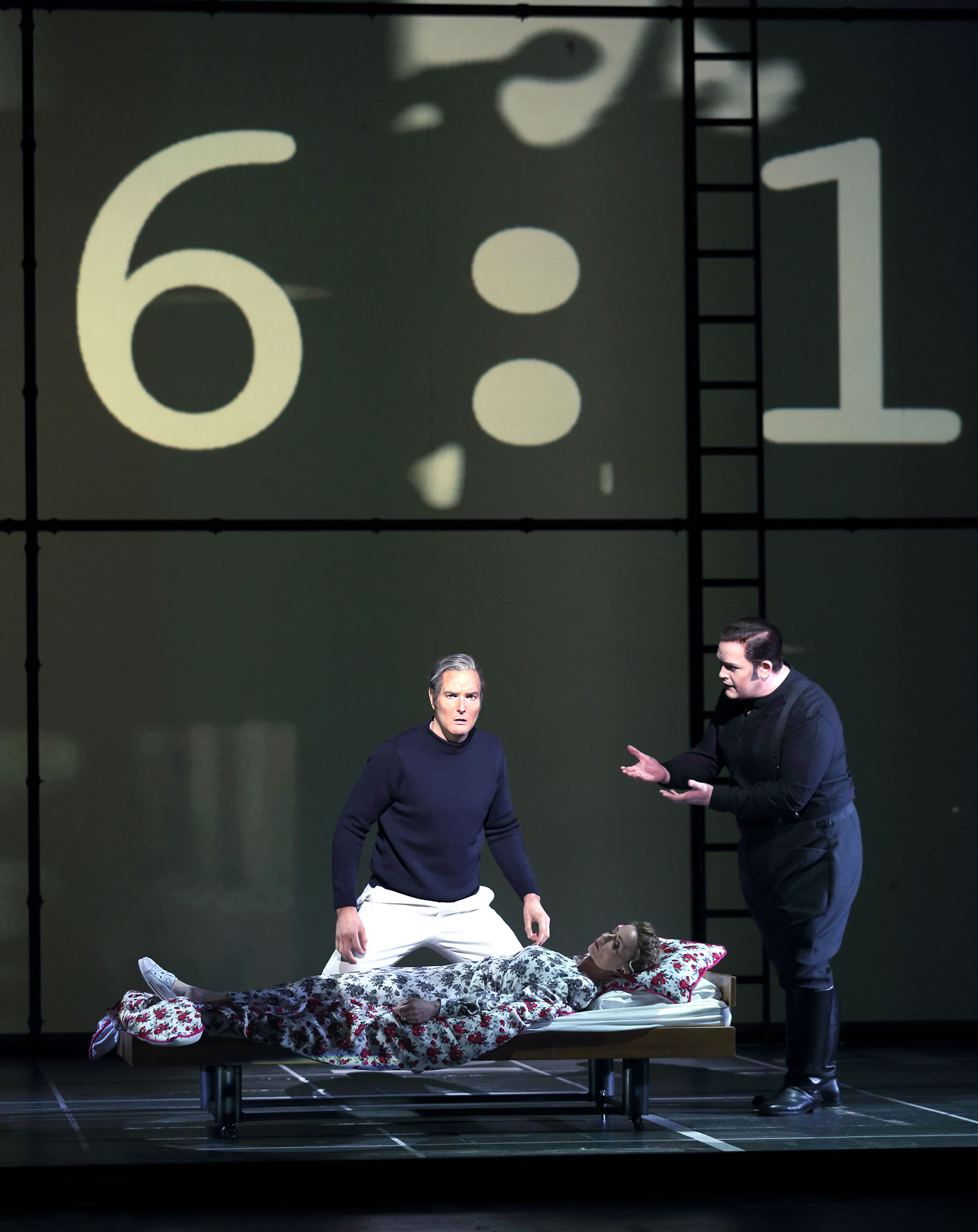 ENO Orphée 2019, Nicholas Lester, Sarah Tynan, Nicky Spence, © Catherine Ashmore