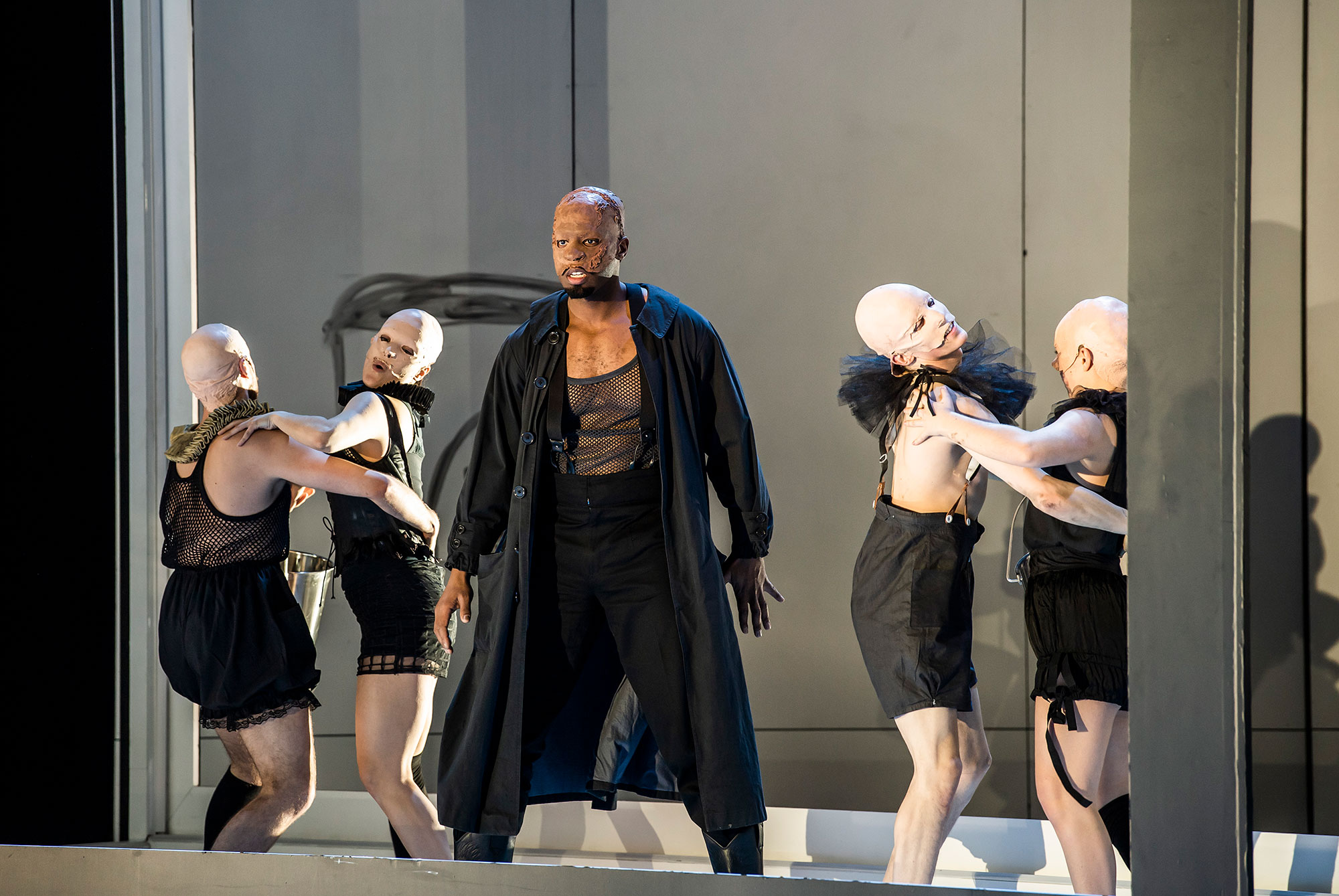ENO Luisa Miller 2020, Soloman Howard © Tristram Kenton