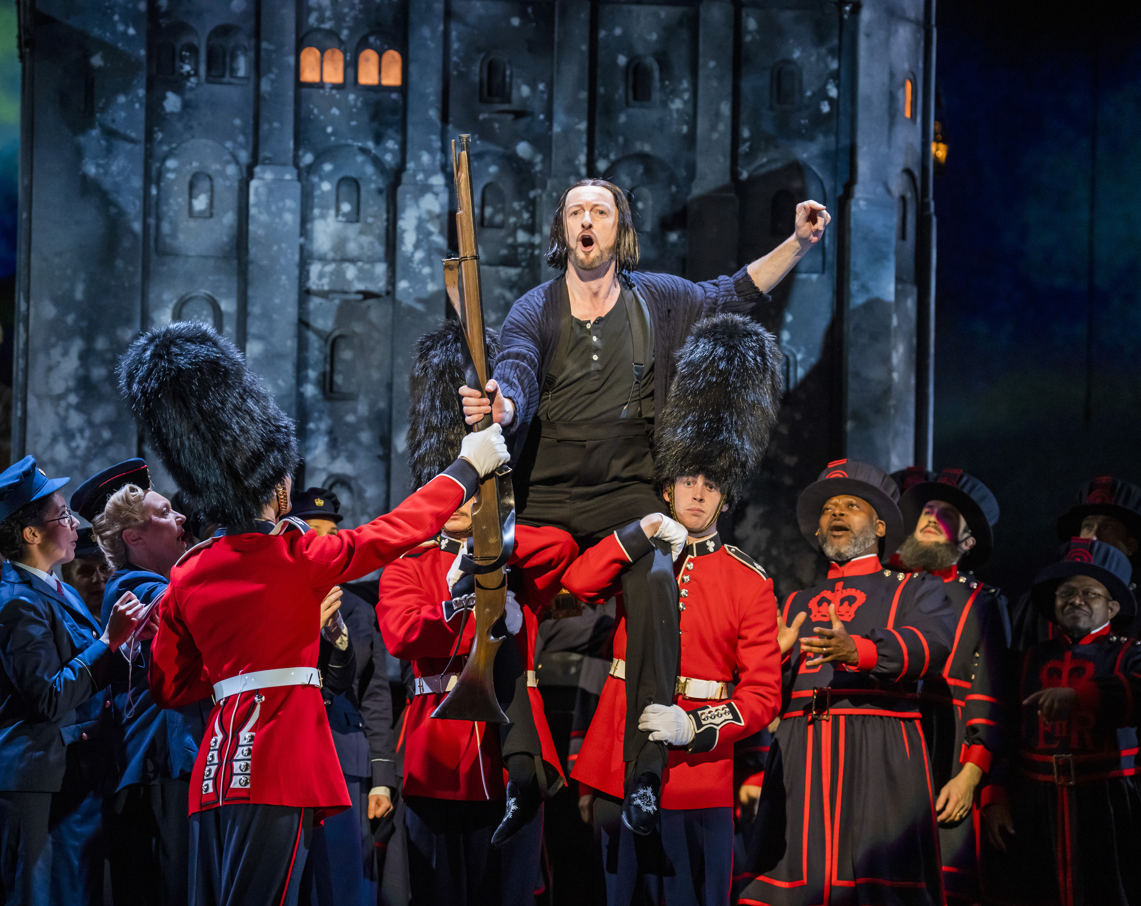 ENO 2022, The Yeomen of the Guard, John Molloy © Tristram Kenton