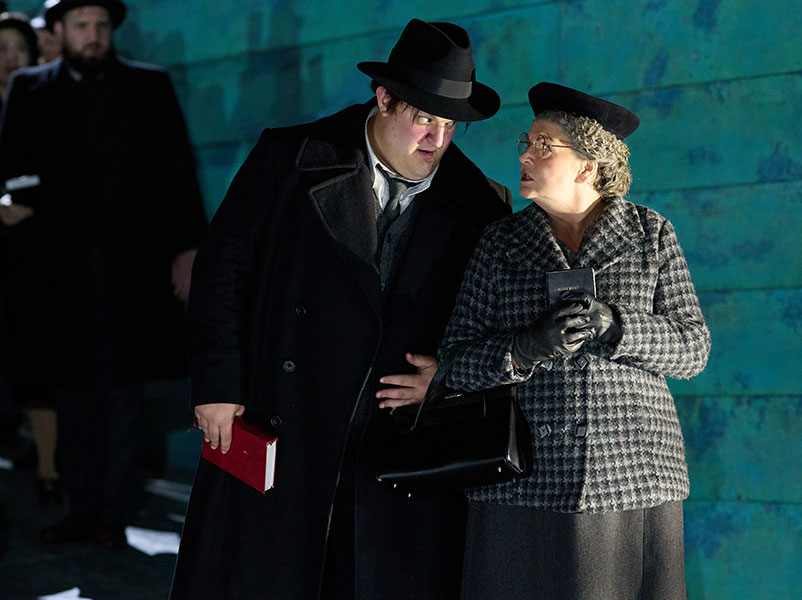 John Findon and Anne-Marie Owens in ENO's Peter Grimes 2023  © Tom Bowles