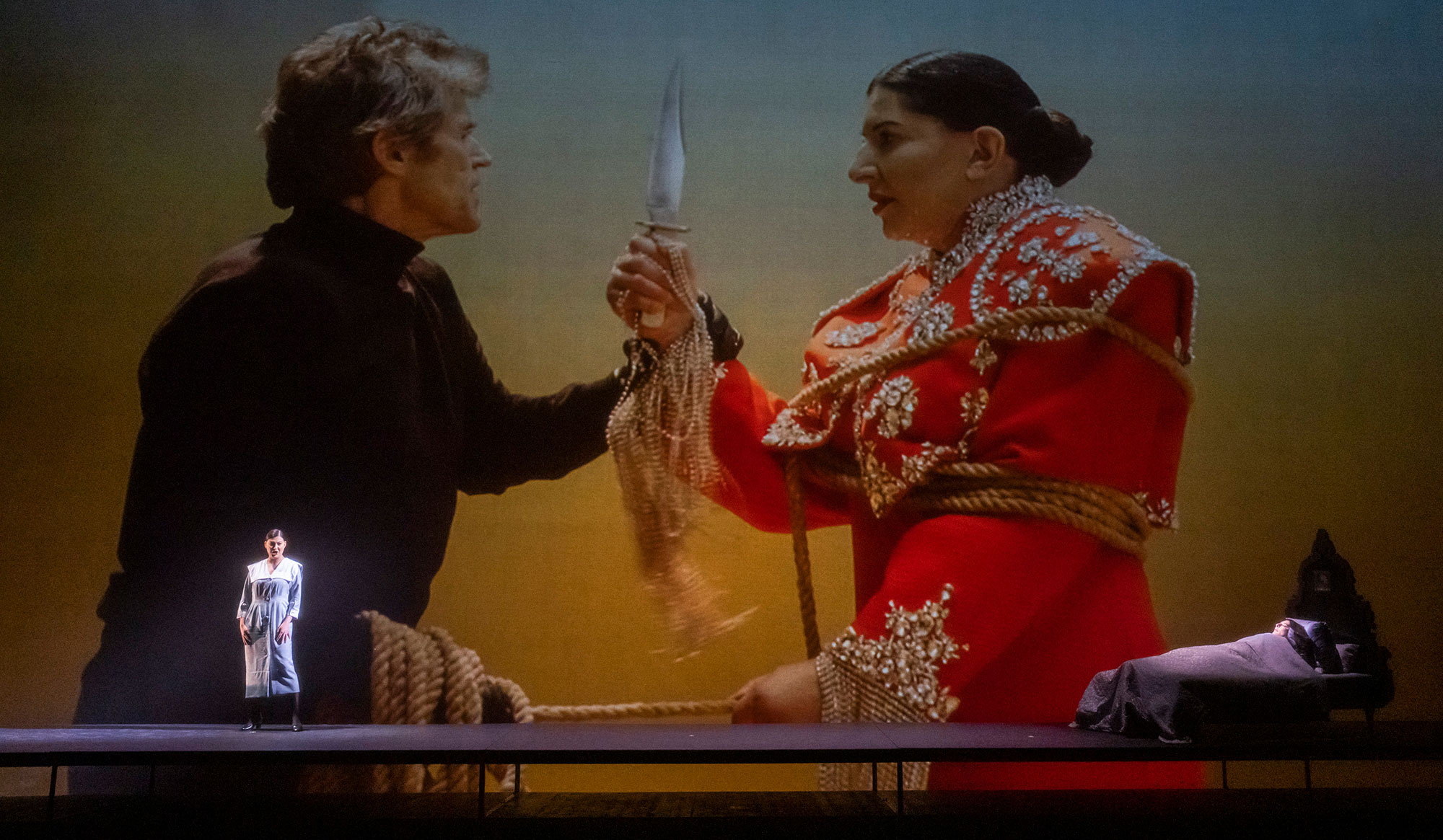 Aigul Akhmetshina, Willem Dafoe, Marina Abramović, ENO’s 7 Deaths of Maria Callas © Tristram Kenton 