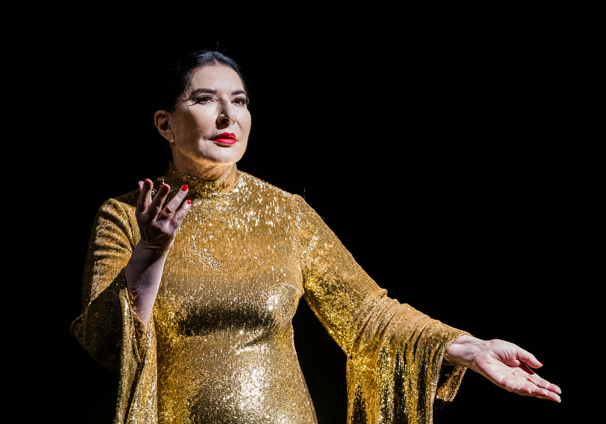 The Life of Marina Abramović: Notable Art&Performances | ENO