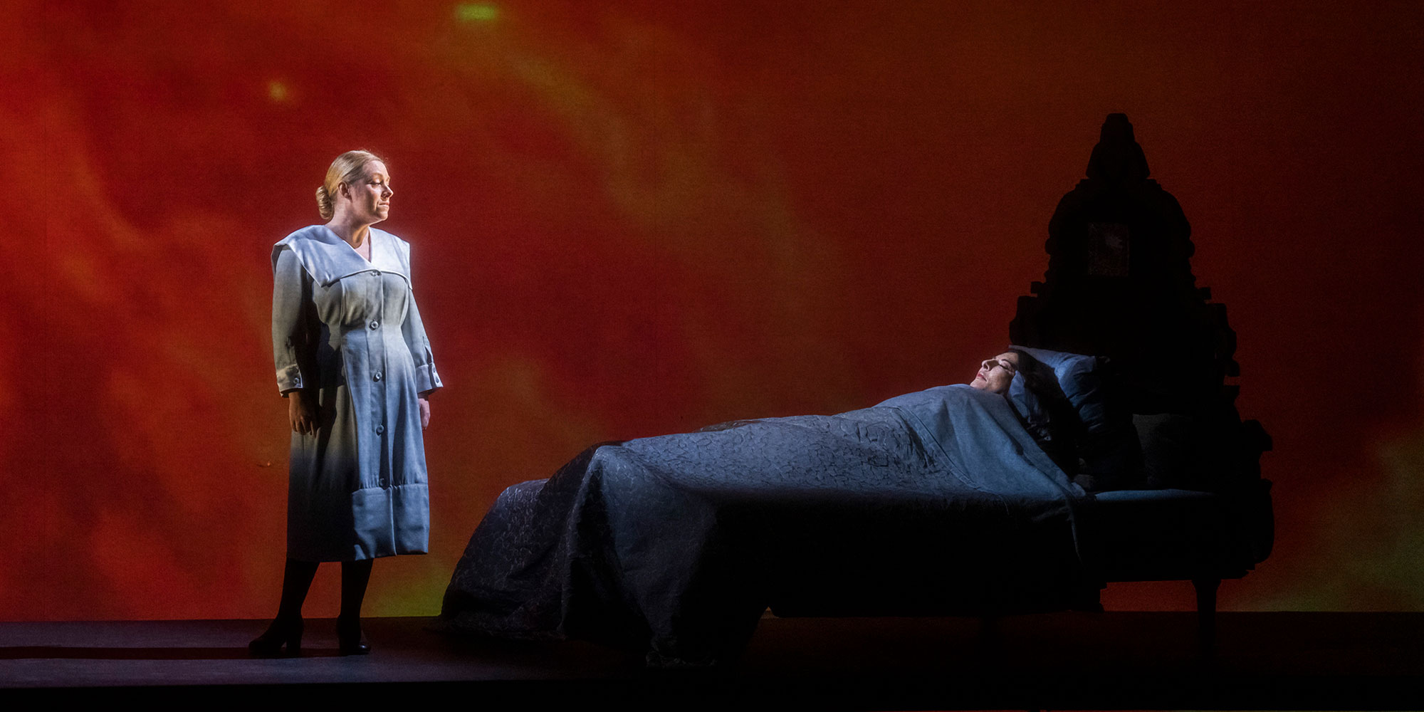 Sophie Bevan, Marina Abramović, ENO’s 7 Deaths of Maria Callas © Tristram Kenton