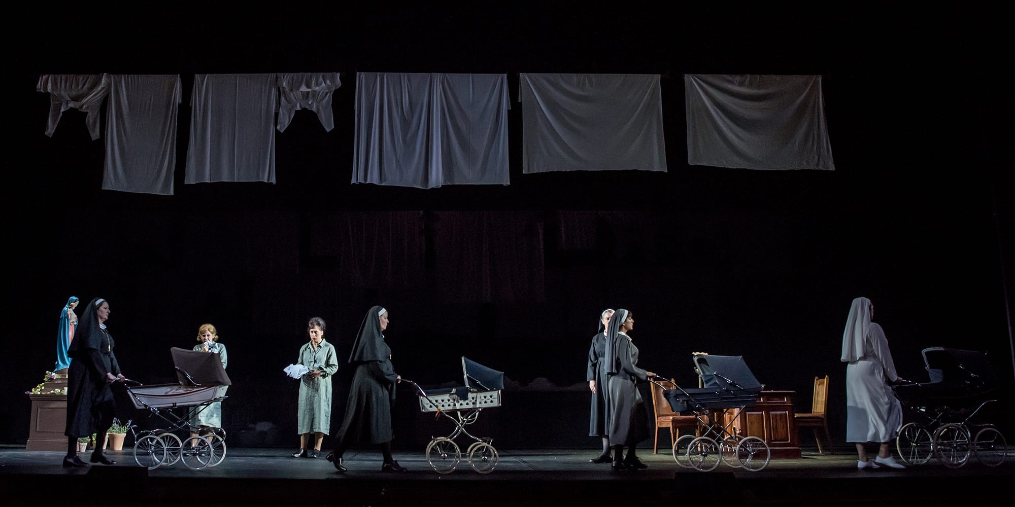The-Cast-of-ENO’s-Suor-Angelica-2024-©-Genevieve-Girling