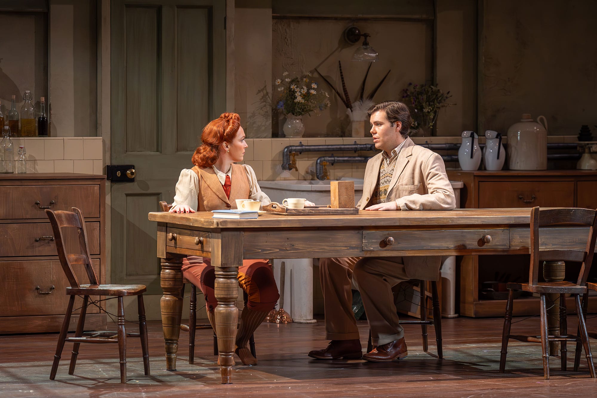 Rhian Lois, Thomas Atkins, ENO’s The Elixir of Love 2024 © Marc Brenner