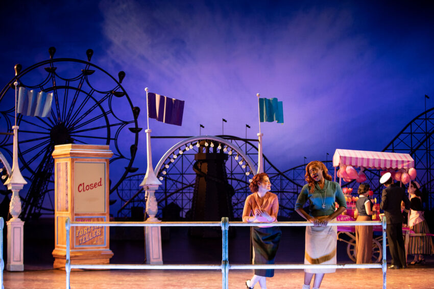 ENO 22 Così fan tutte: Hanna Hipp and Nardus Williams © Lloyd Winters 