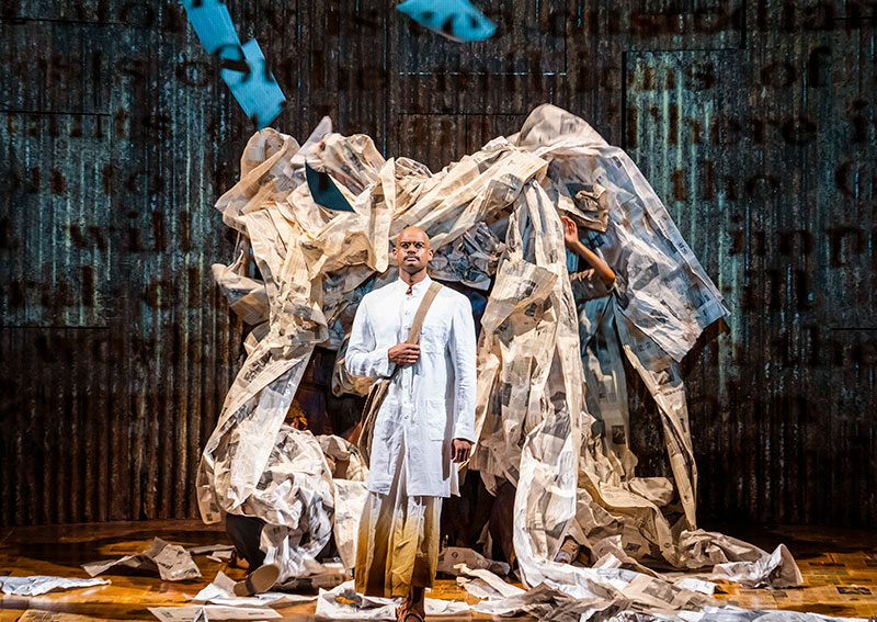 ENO2122 Satyagraha: Sean Panikkar as Gandhi © Tristram Kenton